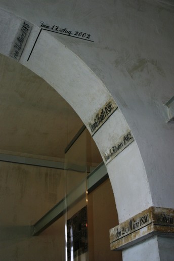 n_1042.jpg