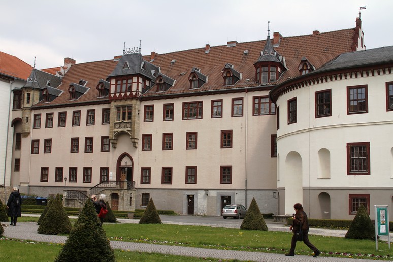 n_058.jpg